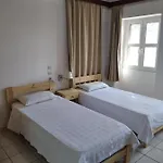Paradisos Kastellorizou ماغيستي