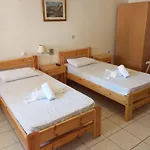 Paradisos Kastellorizou شقة ماغيستي