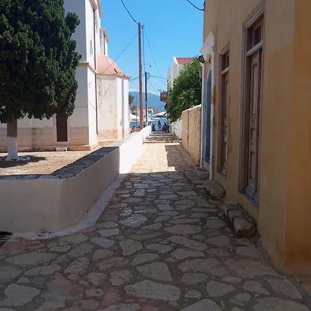 Paradisos Kastellorizou Daire Meyísti