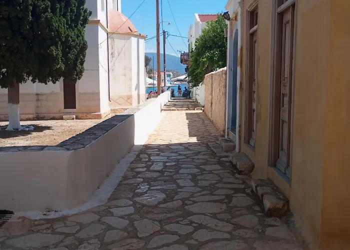 Paradisos Kastellorizou Daire Meyísti