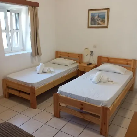 Paradisos Kastellorizou *