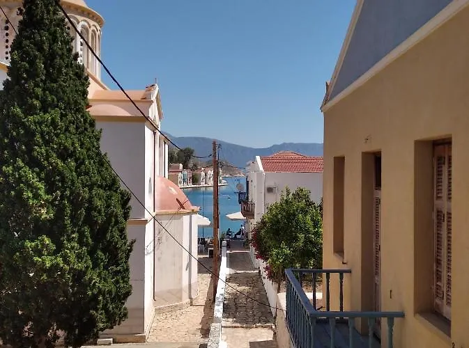 Paradisos Kastellorizou *