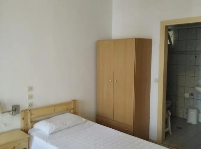 Paradisos Kastellorizou * Μεγίστη